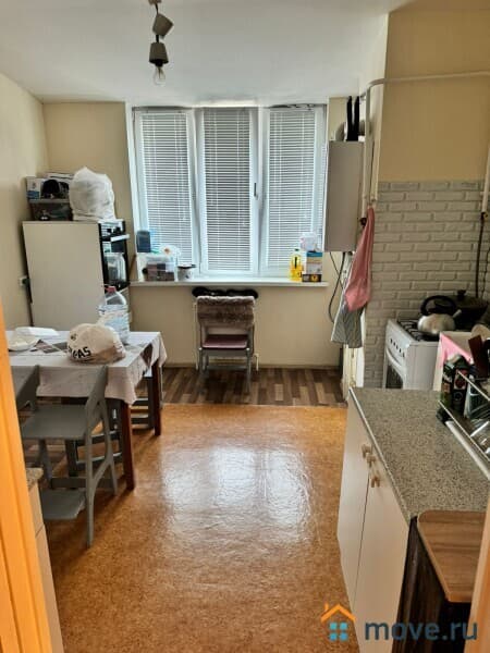 комната, 42 м²