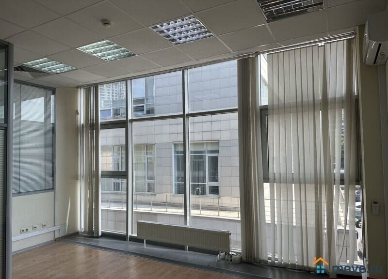 офис, 68 м&sup2;