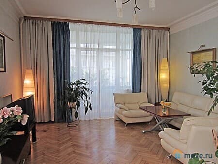 Продается 2-комнатная квартира, 56 м², Москва, бульвар Филевский, 8к1