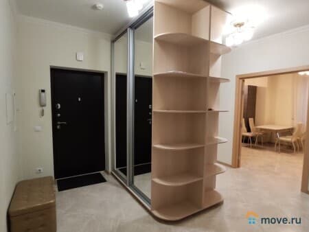 Сдаем 2-комнатную квартиру, 76 м², Москва, улица Митинская, 28