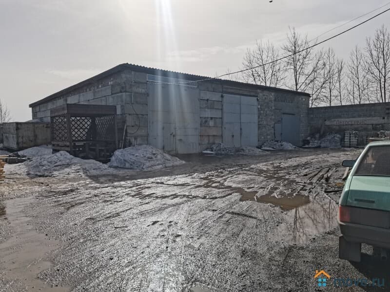 нежилое здание, 850 м²