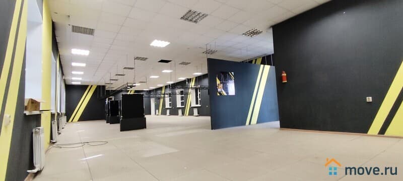 свободного назначения, 700 м²