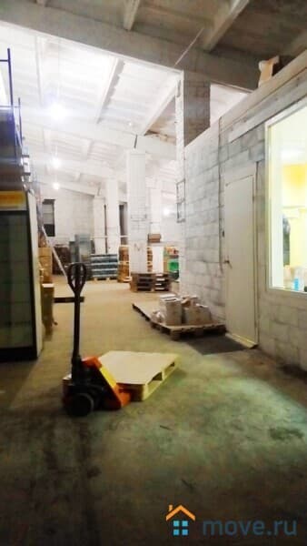 склад, 370 м²