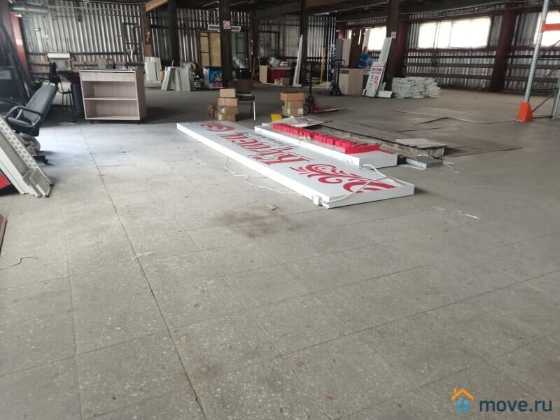 склад, 712 м&sup2;