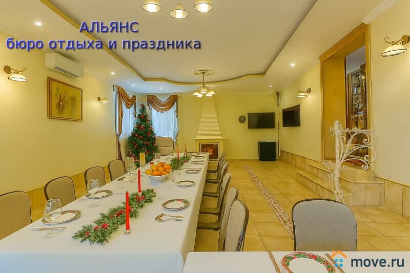 коттедж, 600 м²