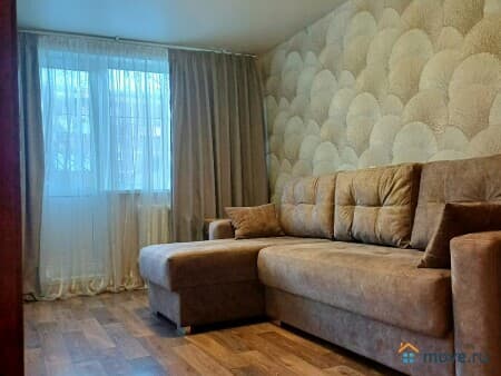 Сдается посуточно 2-комнатная квартира, 50 м&sup2;, Екатеринбург, улица Малышева, 111