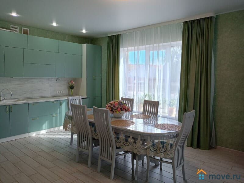 дом, 165 м&sup2;