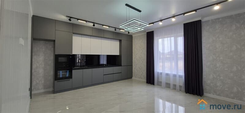 дом, 140 м&sup2;