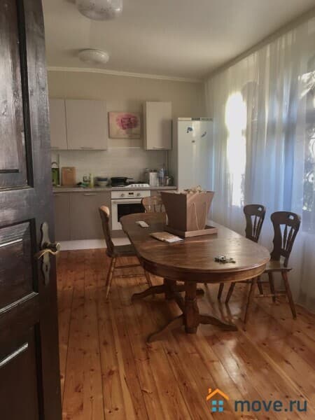 коттедж, 308 м&sup2;