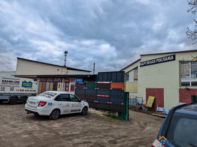 нежилое здание, 1450 м&sup2;