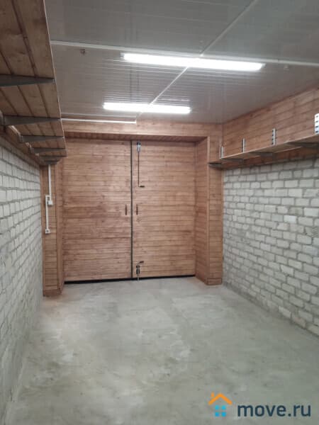 гараж, 18 м&sup2;