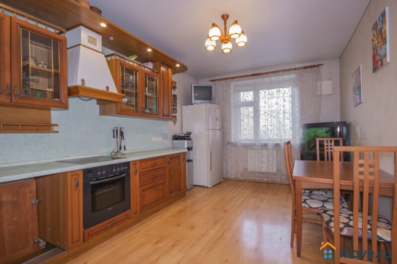 3-комн. квартира, 106.3 м²