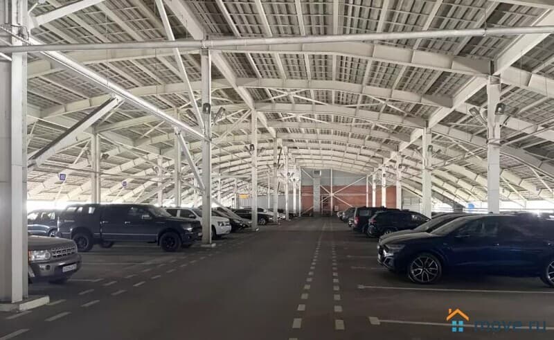 машиноместо, 18 м²