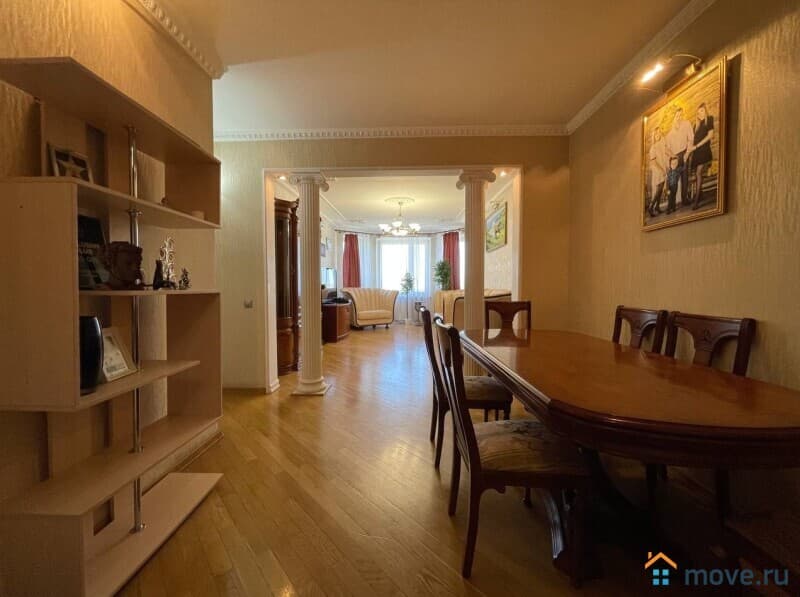 4-комн. квартира, 150 м²