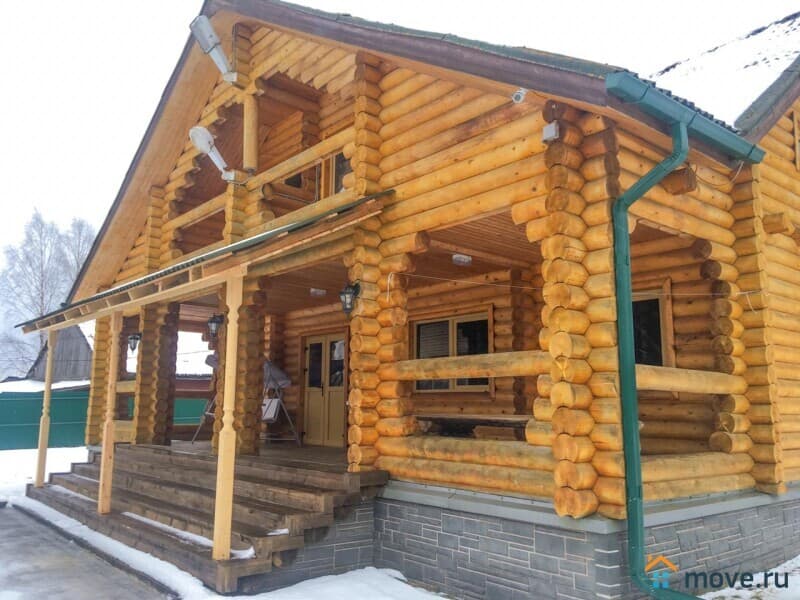 коттедж, 280 м²