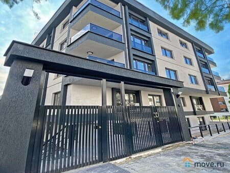 Продаются 6-комнатные апартаменты, 190 м², Стамбул, Бейликдюзю, ?z Y?ld?r?m YAKUPLU