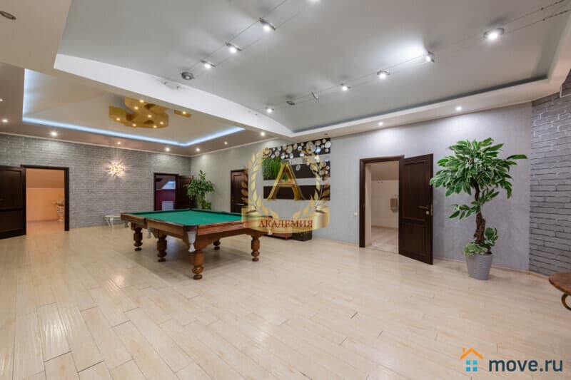 коттедж, 1200 м²