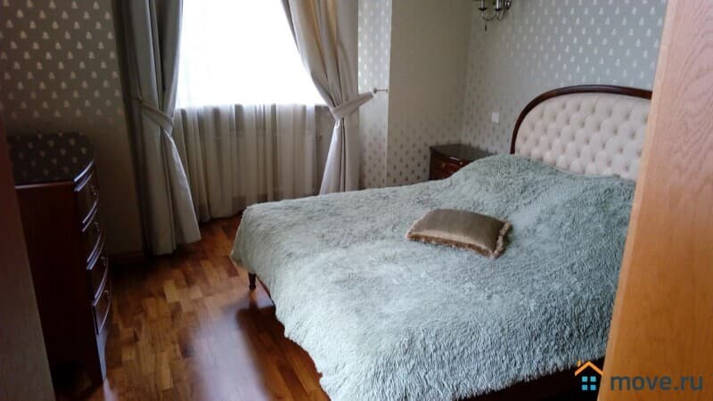 вилла, 900 м²