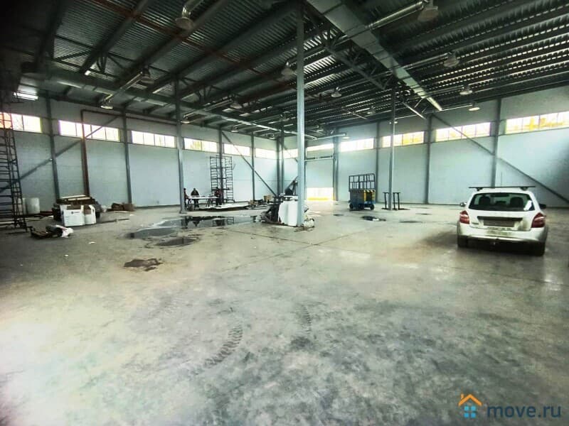 склад, 1800 м²