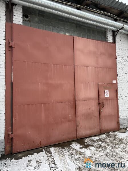 склад, 32 м&sup2;