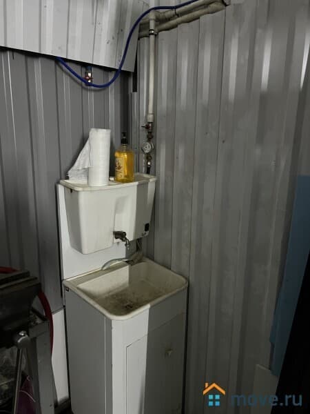 склад, 32 м&sup2;