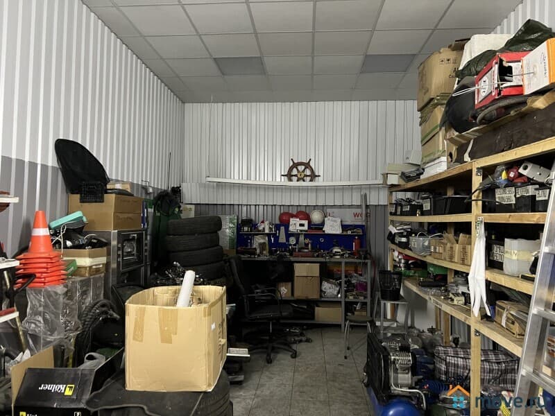 склад, 32 м&sup2;