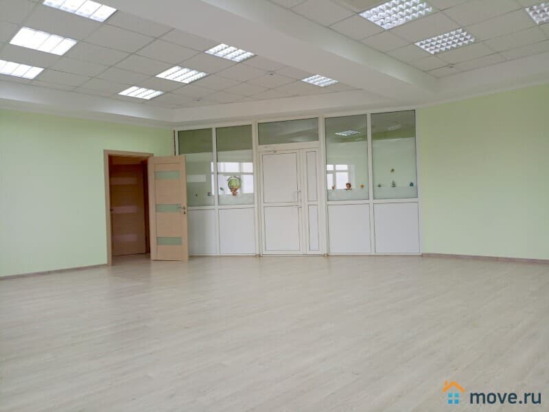 офис, 135 м²