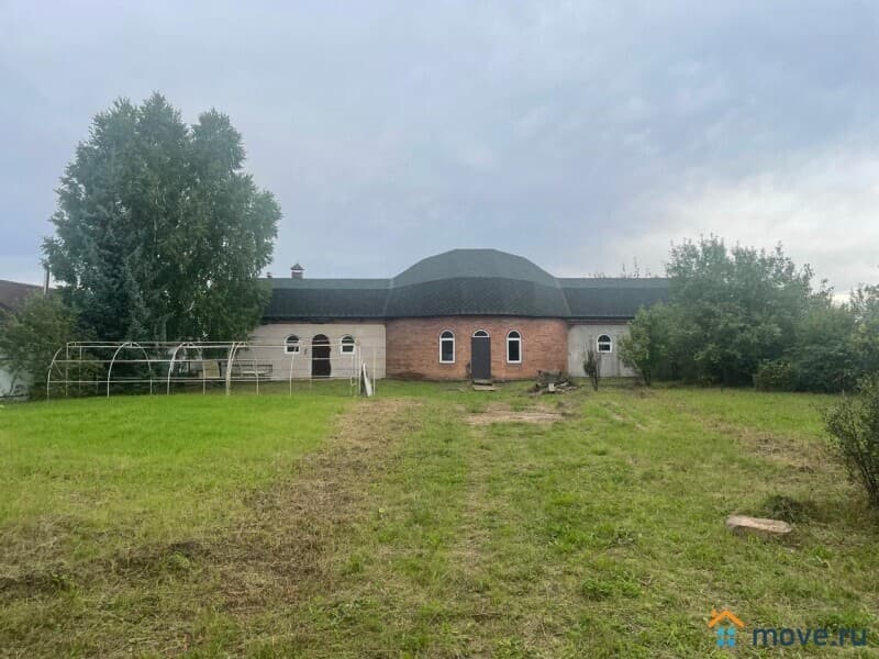 дом, 280 м²