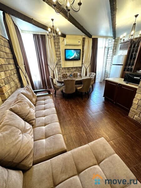 3-комн. квартира, 93 м²