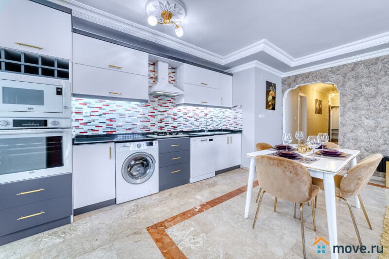 4-комн. апартаменты, 140 м²