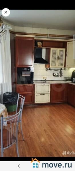 коттедж, 250 м&sup2;