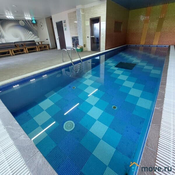 коттедж, 300 м²