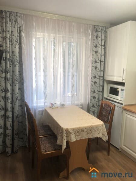дом, 80 м²