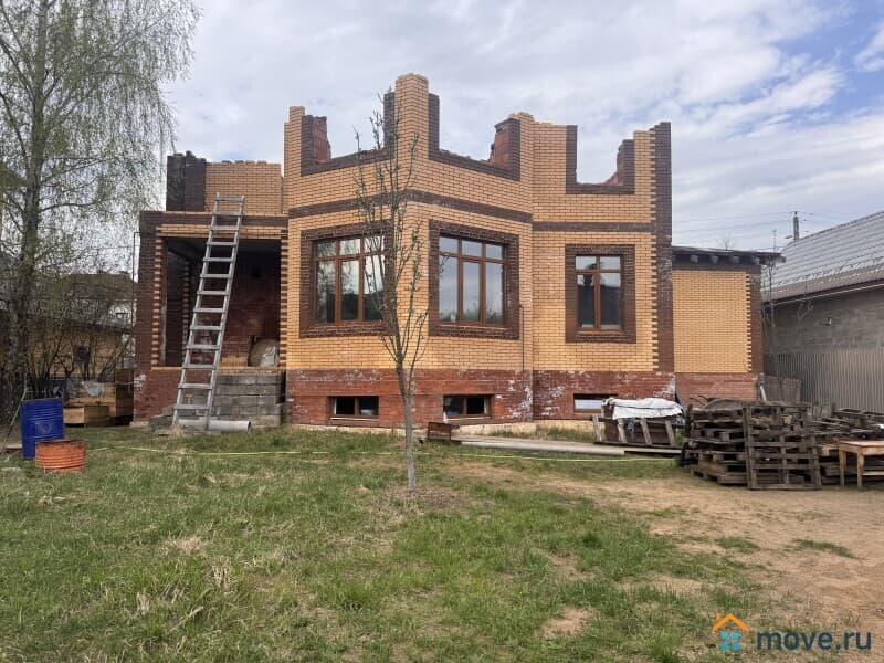 дом, 364 м&sup2;