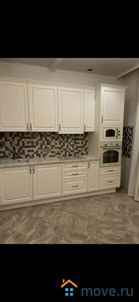 дом, 151 м&sup2;