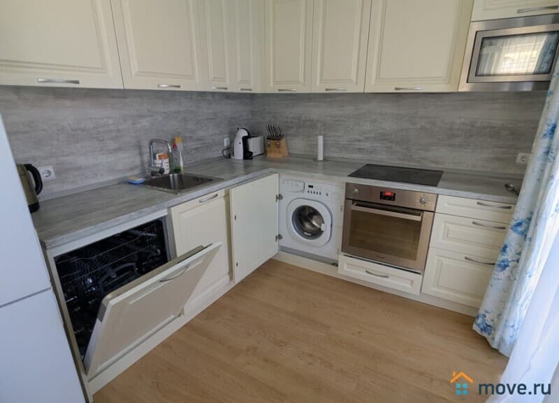 4-комн. квартира, 140 м²