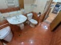 Продаю двухкомнатную квартиру, 87 м², этаж 2 из 5. Фото 14