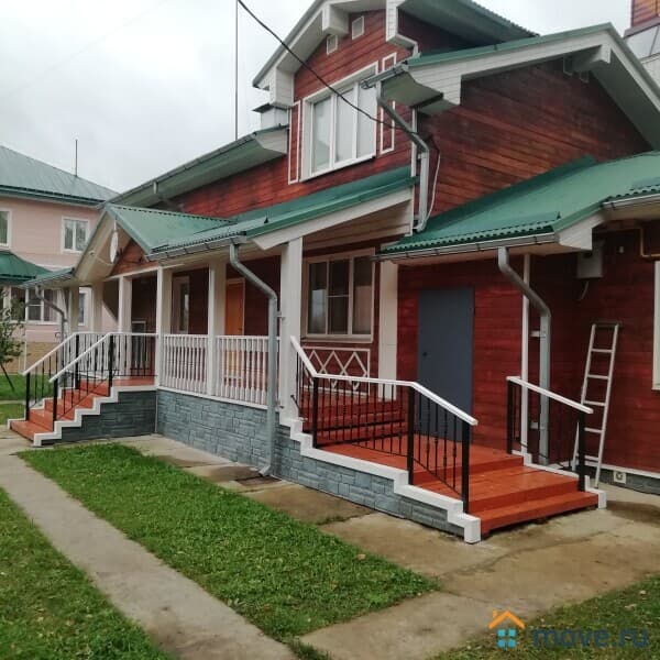 коттедж, 300 м&sup2;