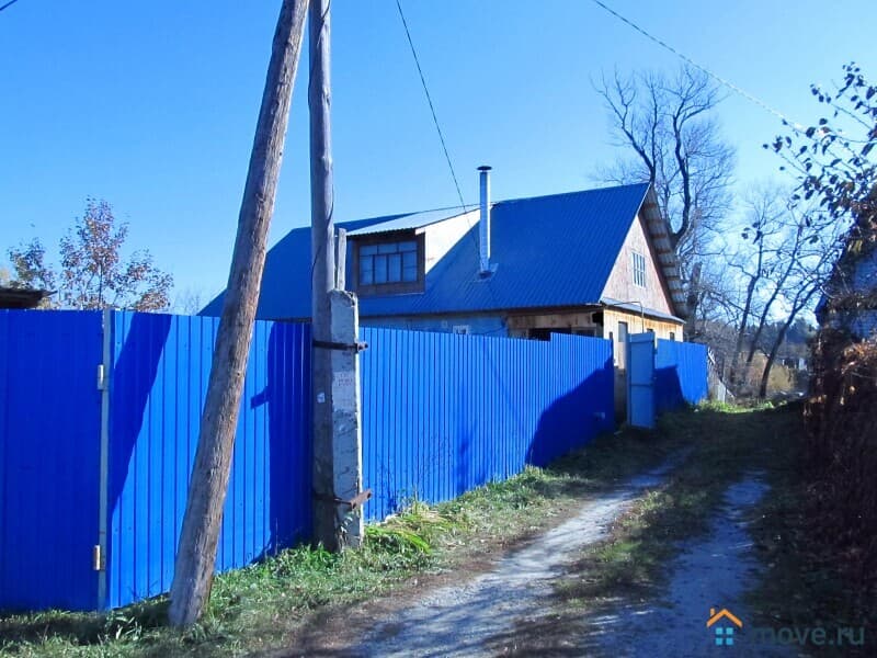 дом, 885 м²