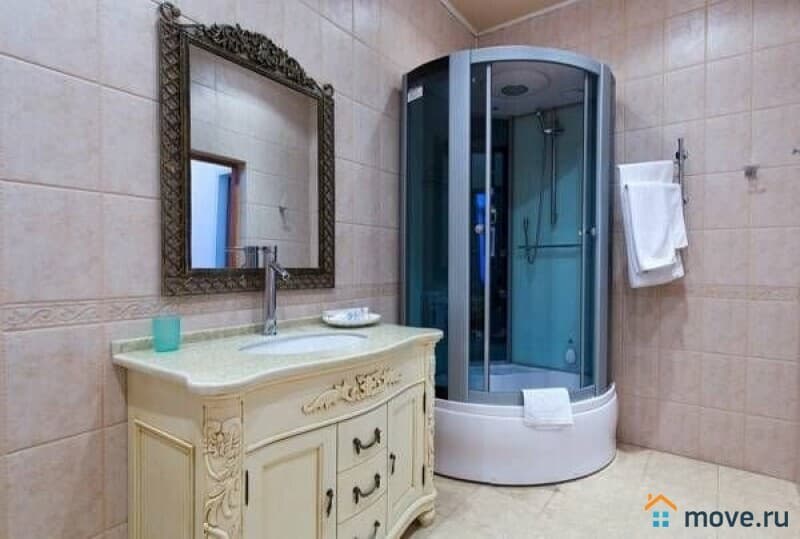 коттедж, 350 м&sup2;