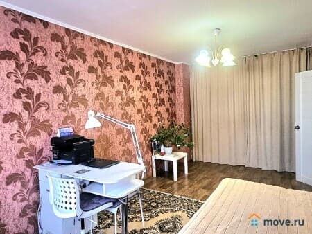 Продаю 2-комнатную квартиру, 58.5 м², Липецк, улица Свиридова И.В., 10