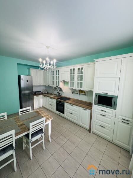 2-комн. квартира, 80 м²