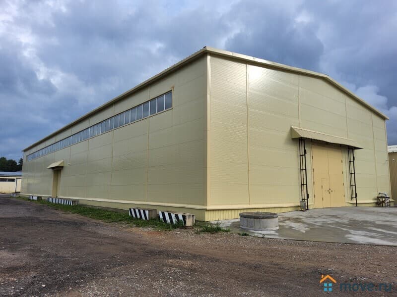 склад, 1325 м&sup2;