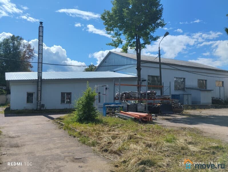 нежилое здание, 1563 м&sup2;