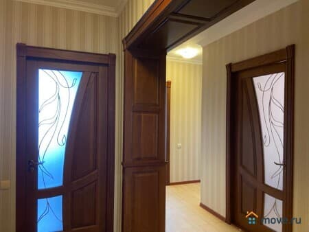 Продам 3-комнатную квартиру, 90.8 м&sup2;, Алушта, 60 лет СССР, 18