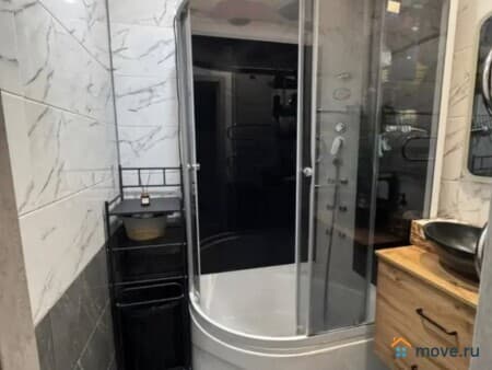 Продается 4-комнатная квартира, 72 м&sup2;, Новосибирск, улица Новая Заря, 14