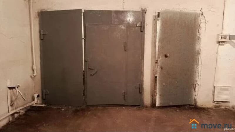 нежилое здание, 305 м&sup2;