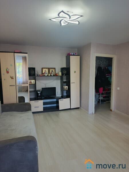 2-комн. квартира, 42 м&sup2;