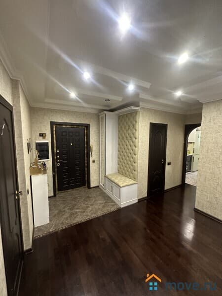 4-комн. квартира, 79 м²