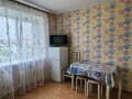 Сдается посуточно двухкомнатная квартира, 50 м², этаж 4 из 5. Фото 2